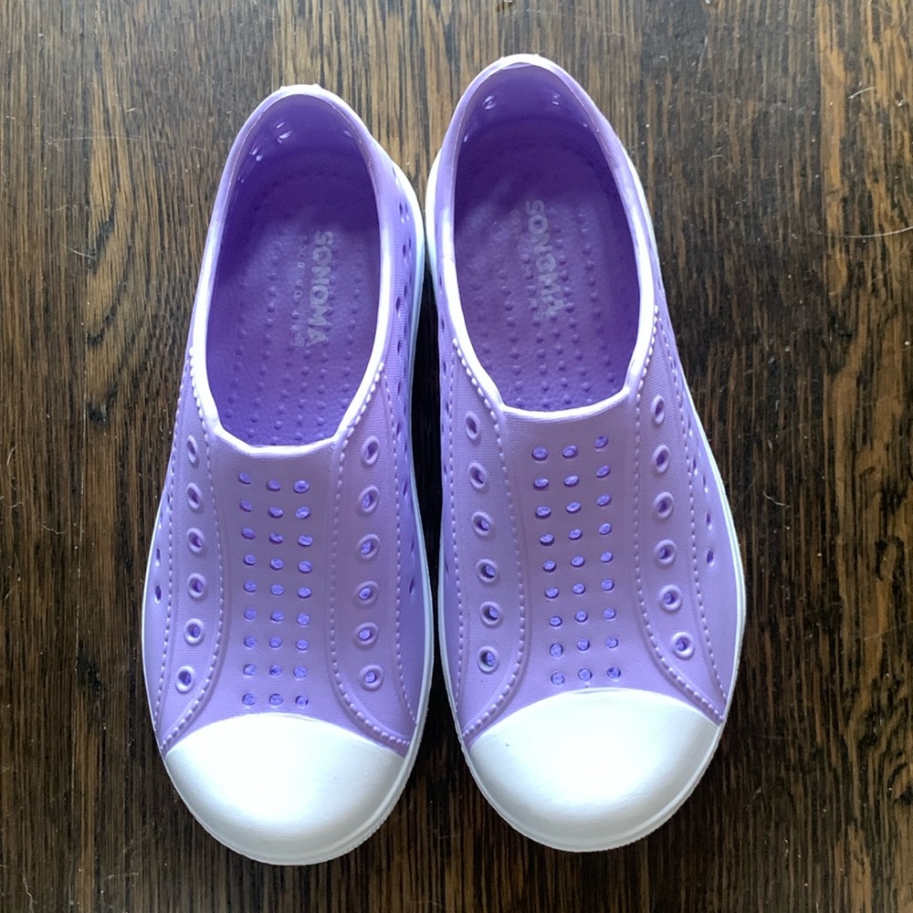 Molded kids lilac sneakers